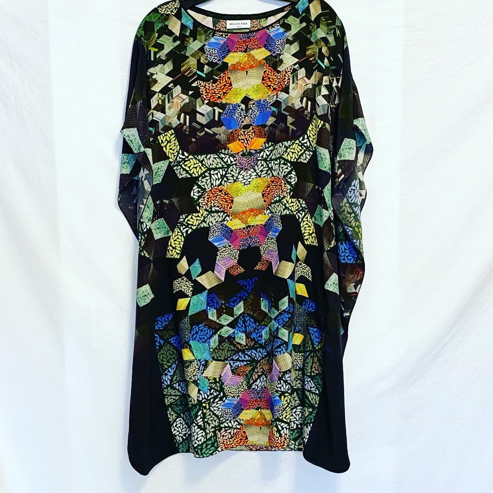Megan Park bold Kaftan